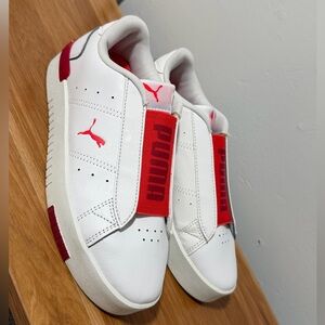 Puma White Slip-On Sneakers with Pink Logo Panel